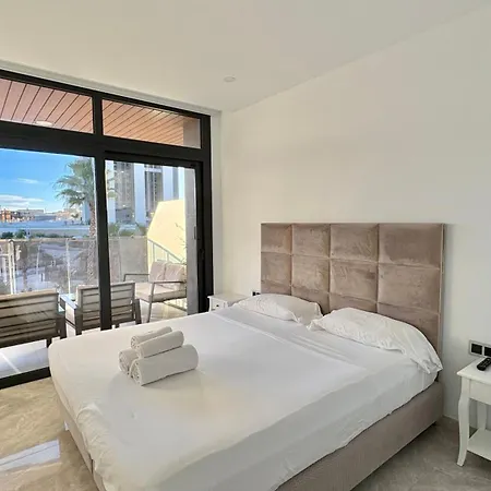 Sunset Waves I By Terreta Apartament